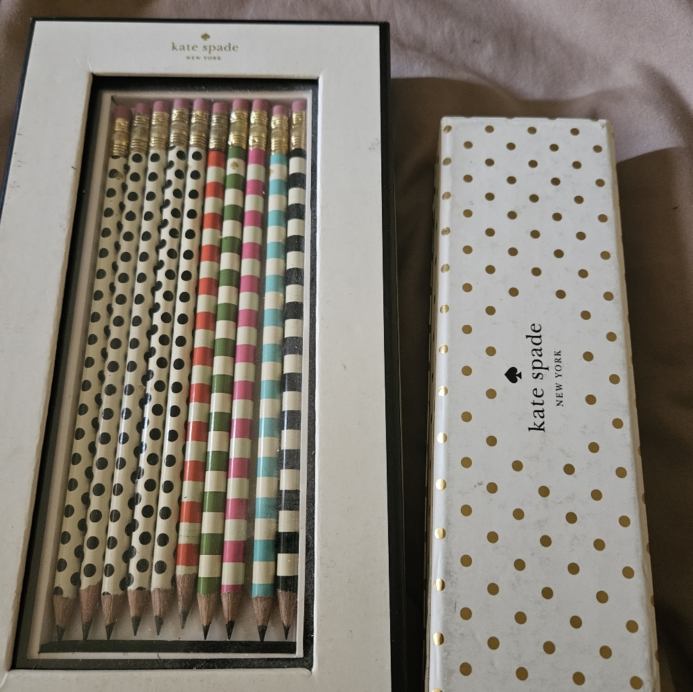Kate Spade polka dot pen and pencil set